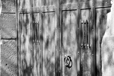 Portal door handle entry