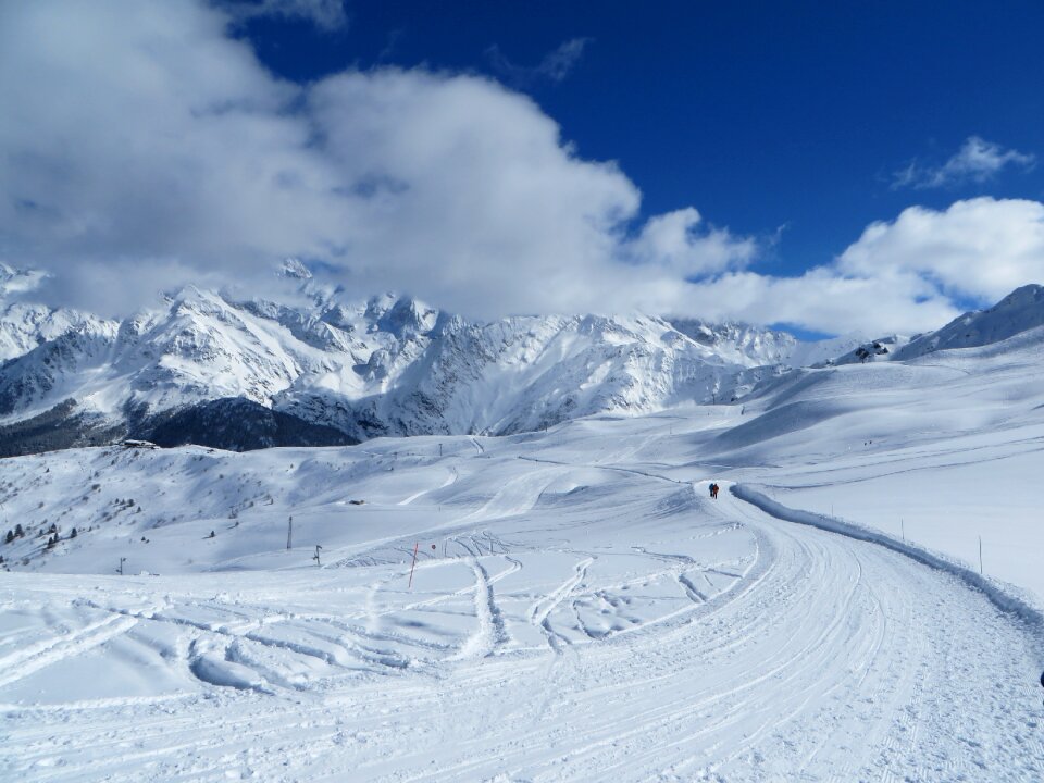 Contamines-montjoie mountain snow