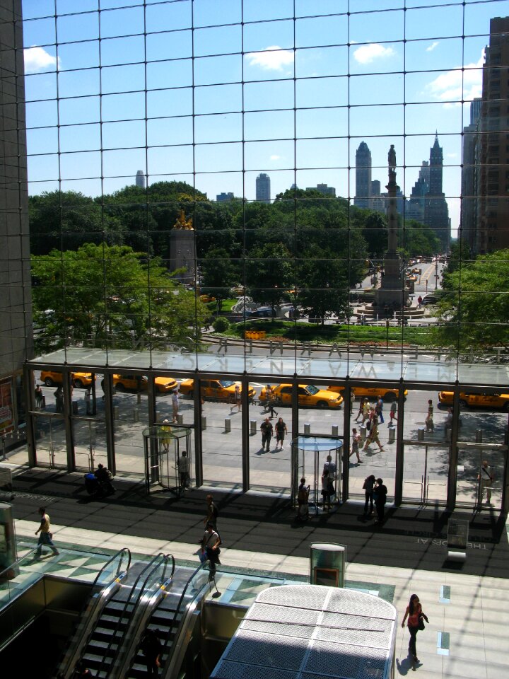 Doors glass gateway
