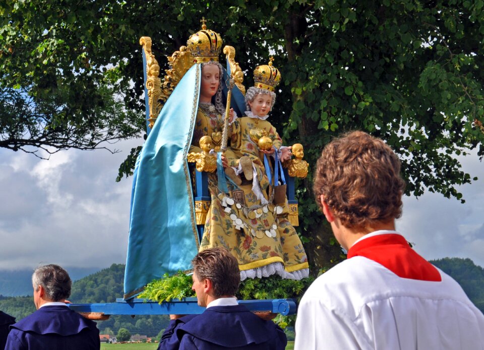 Corpus christi observance madonna