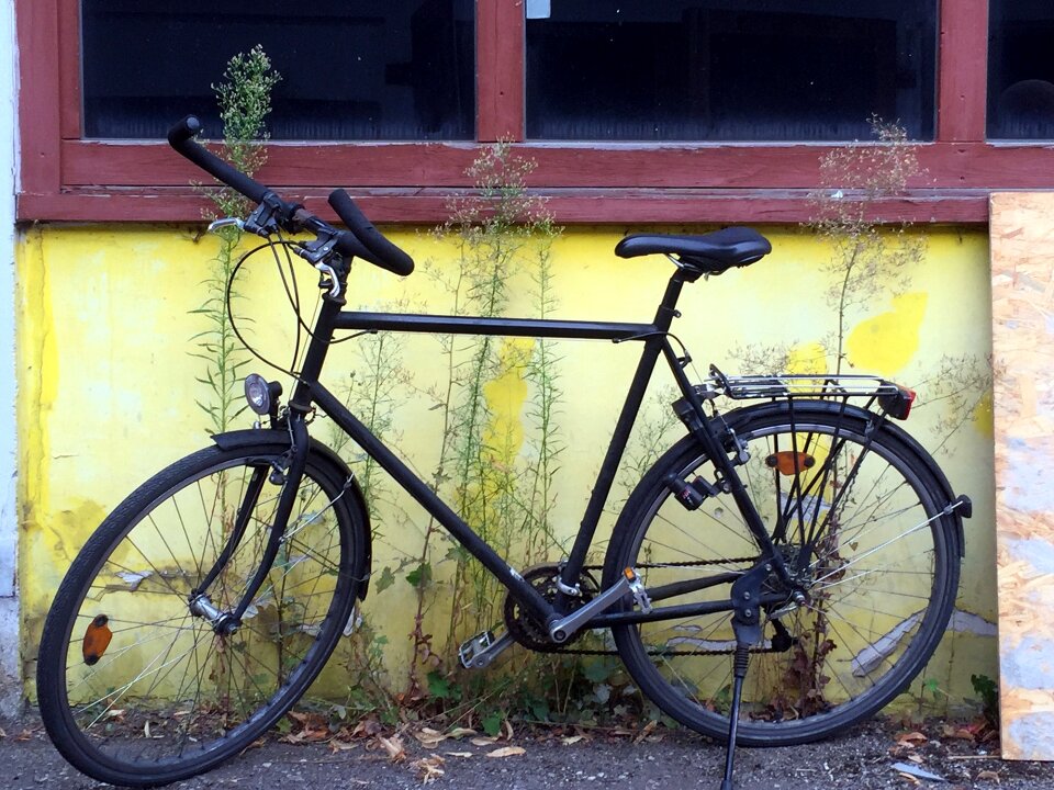 Bicycles yellow vintage