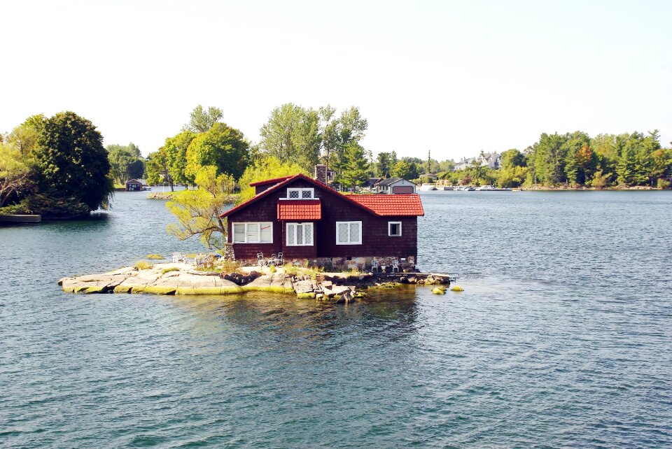 Island residence lake