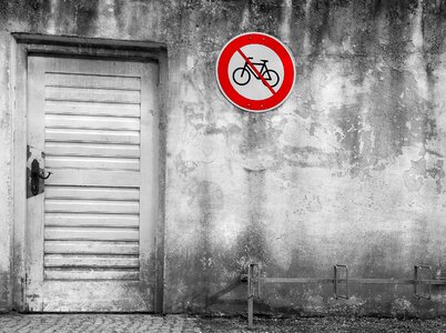 Symbol no bicycles