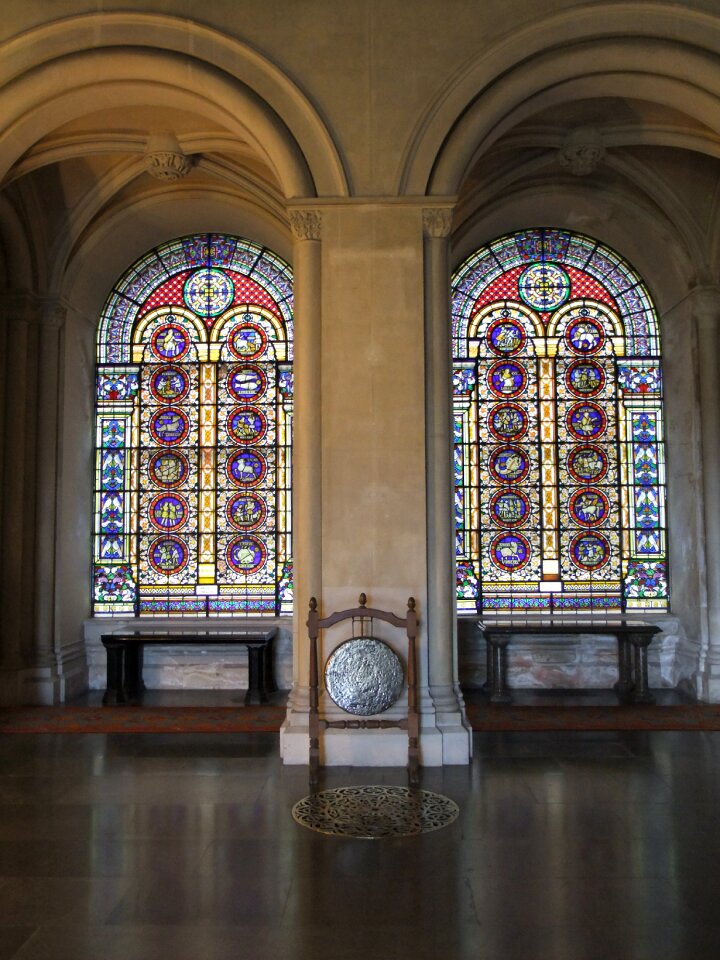 Stained glass window glass window