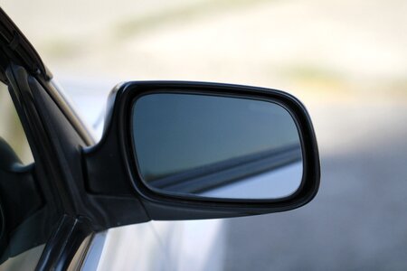 Sedan operation mirror