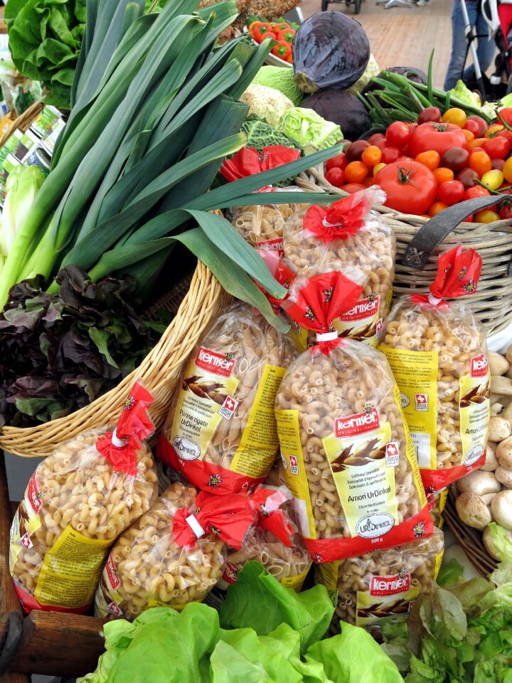 Eat colorful nutrition