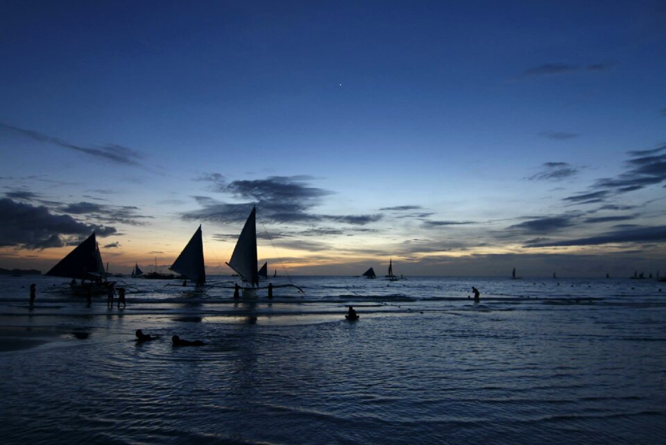 Twilight boats