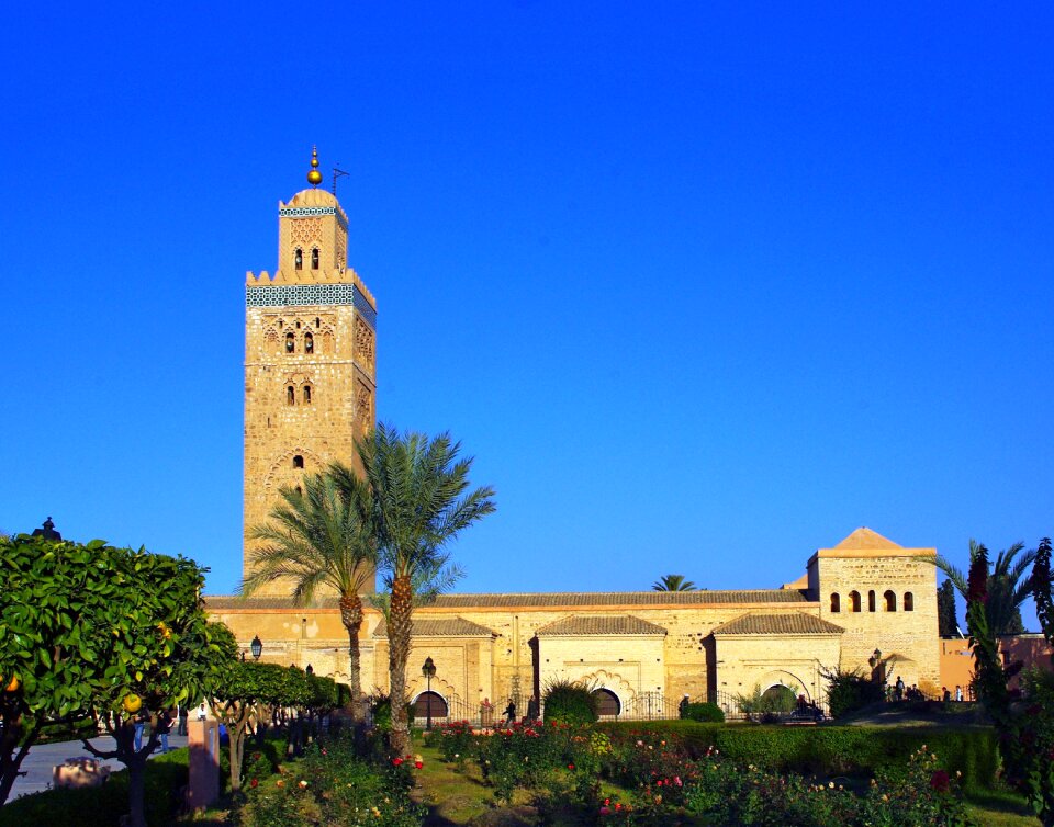 Minaret mosque garden