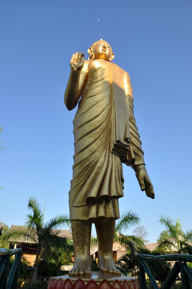 Statue bodhgaya resort