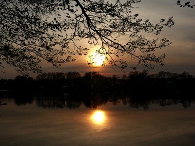 Lake west the sun