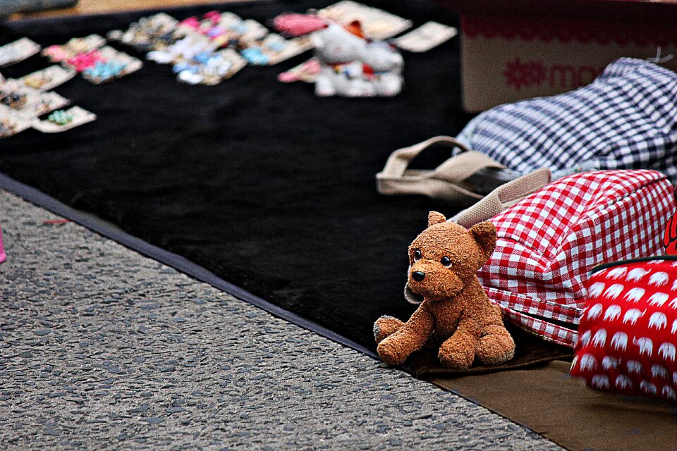 Seat view wait teddy bear