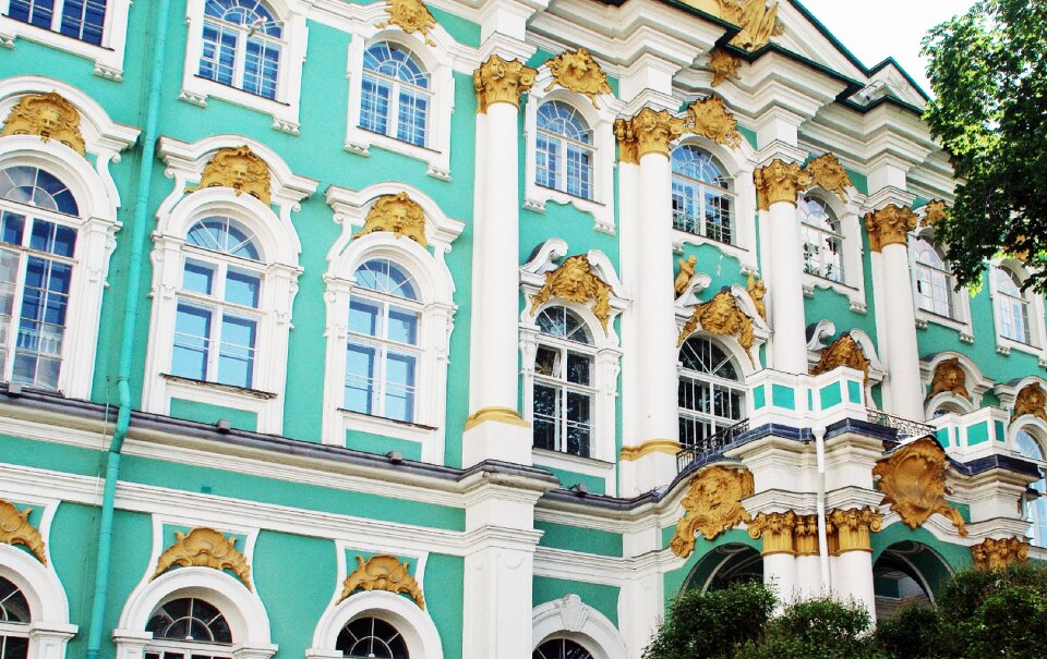 Museum facade columns