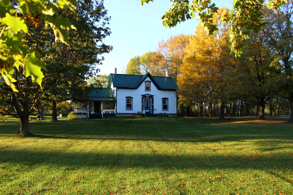 Farmhouse fall