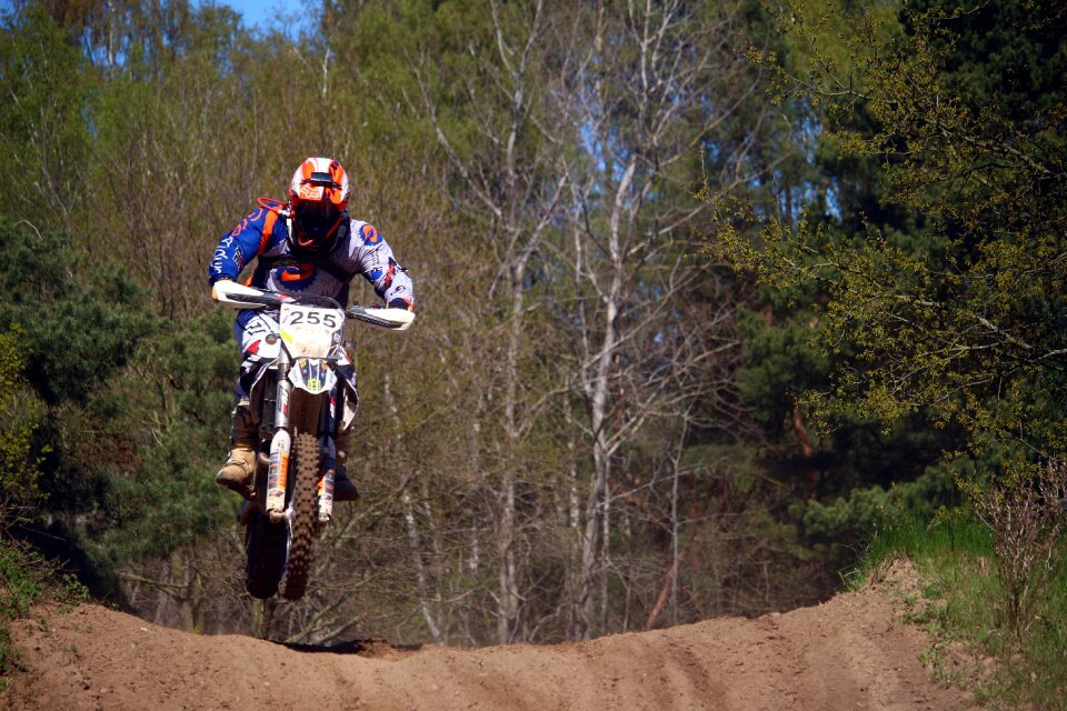 Motorsport cross race