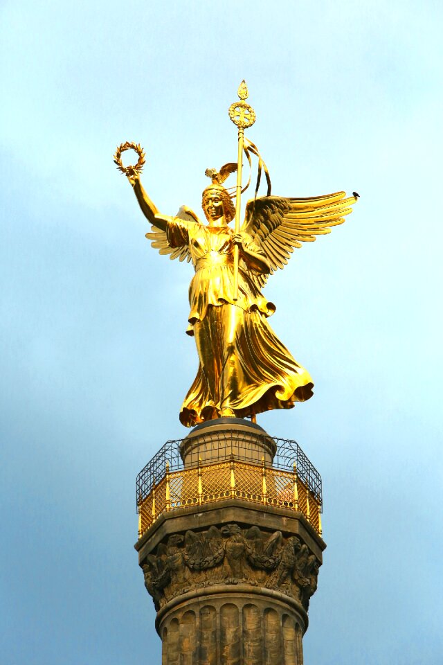 Places of interest gold else tourist attraction