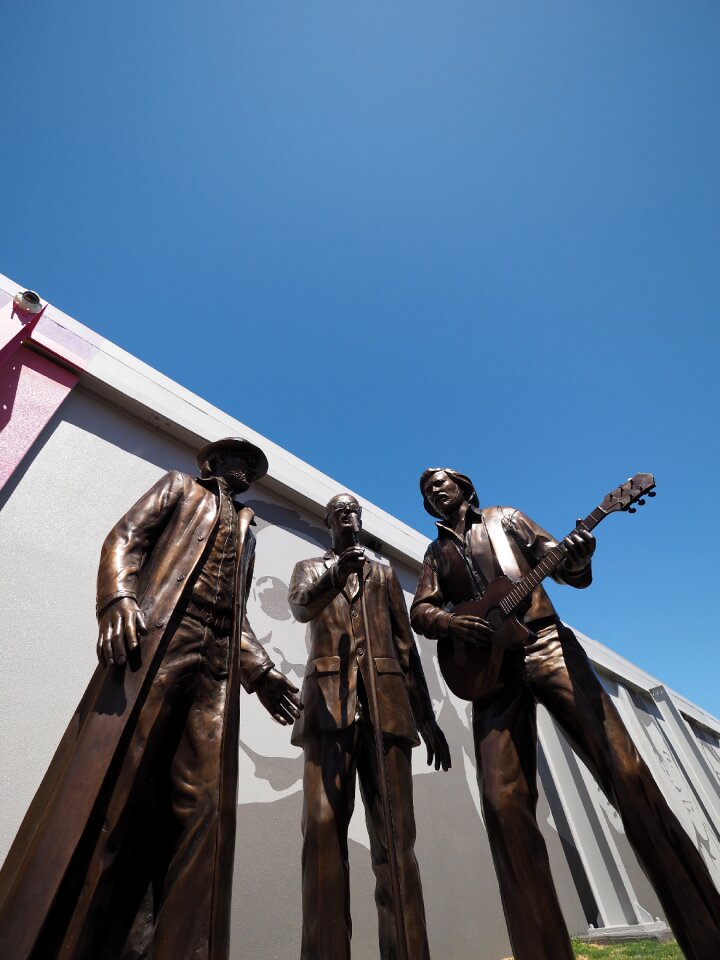 Queensland australia sculpture