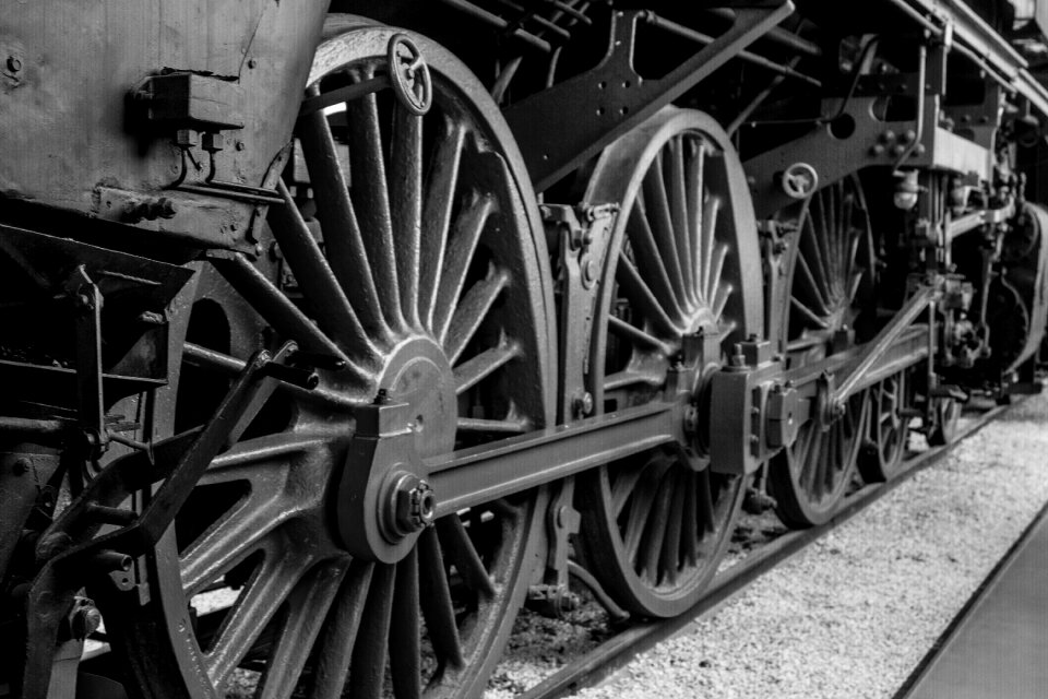 Mechanics locomotive linkage