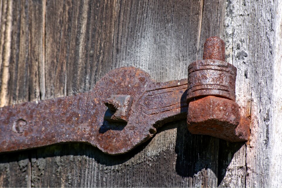 Door hinge door hardware door