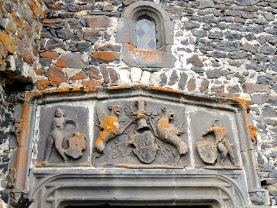 Pierre castle middle ages