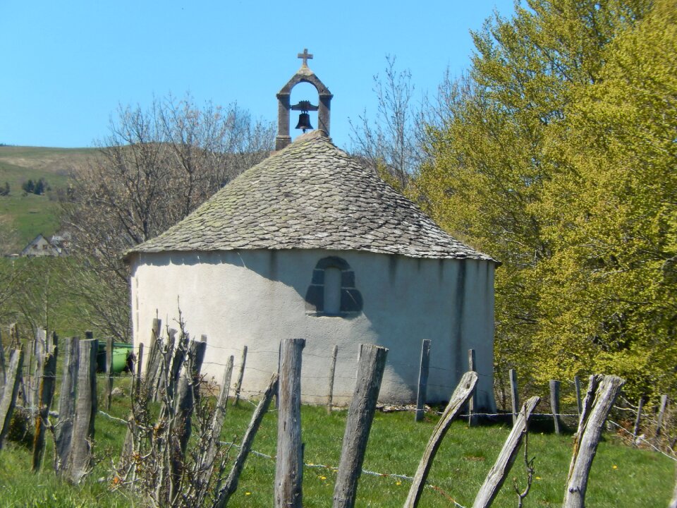 Auvergne field nature