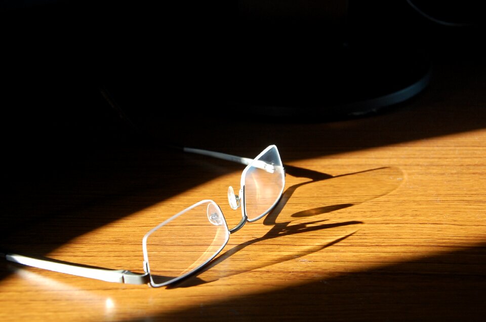Desk reading black reading