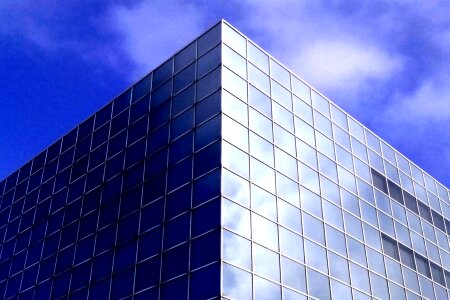 Modern minimal architecture