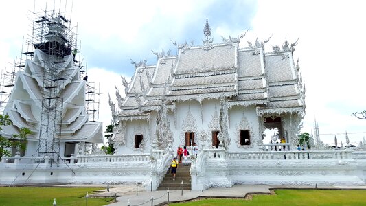 Chiang mai thailand white the white temple photo