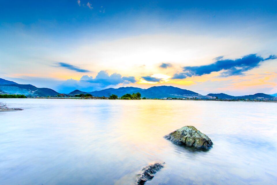 Than the sea vietnam