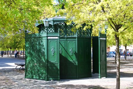 Coffee octagon toilet gendarmenmarkt photo