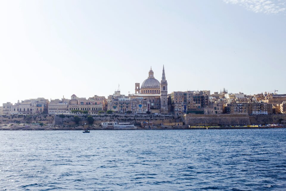 Travel city valletta