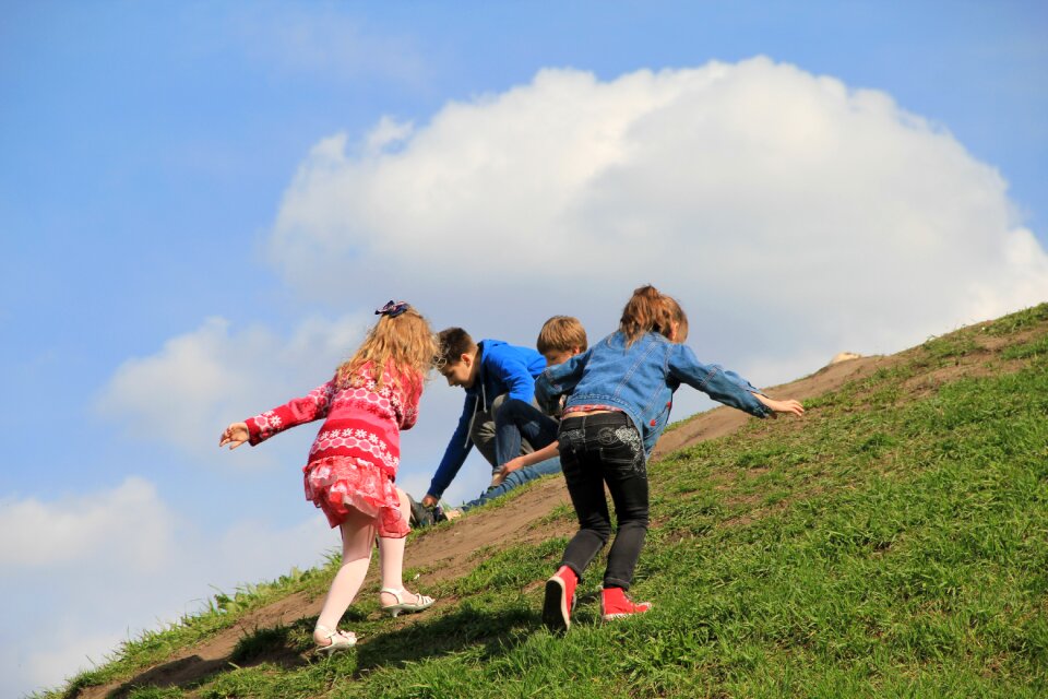 Kids cloud happiness