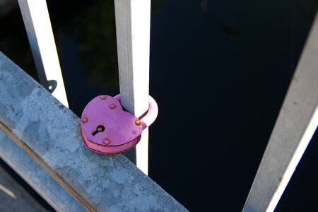 Bridge love lock pink