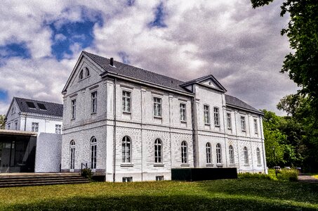 Exhibition villa house
