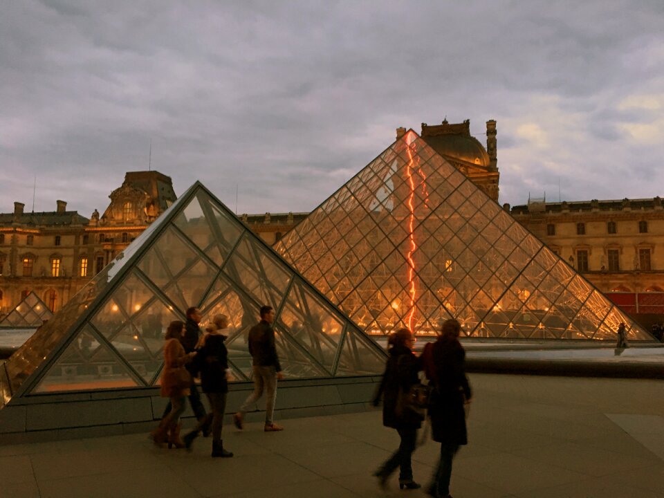 France tourists monument