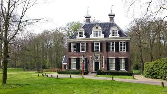 Guesthouse architecture