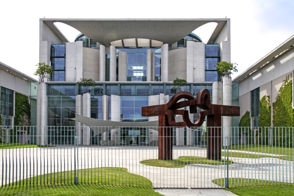 Berlin government federal chancellery