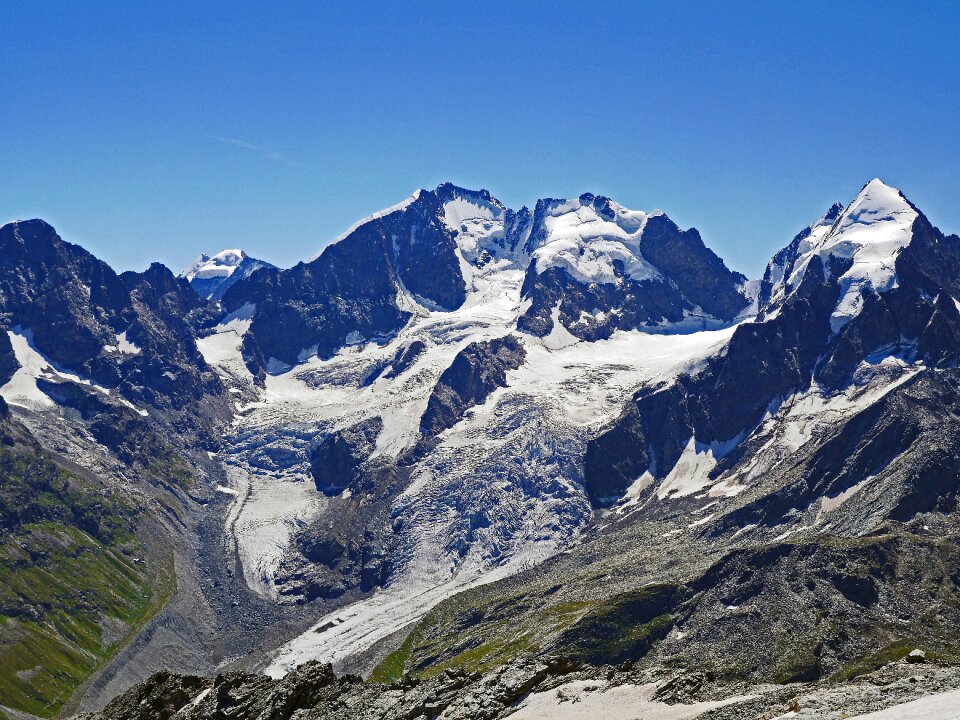 Four thousands 4000 meter piz palu