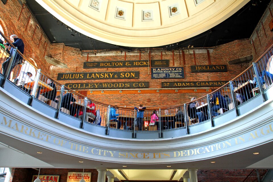 Hall tourism marketplace