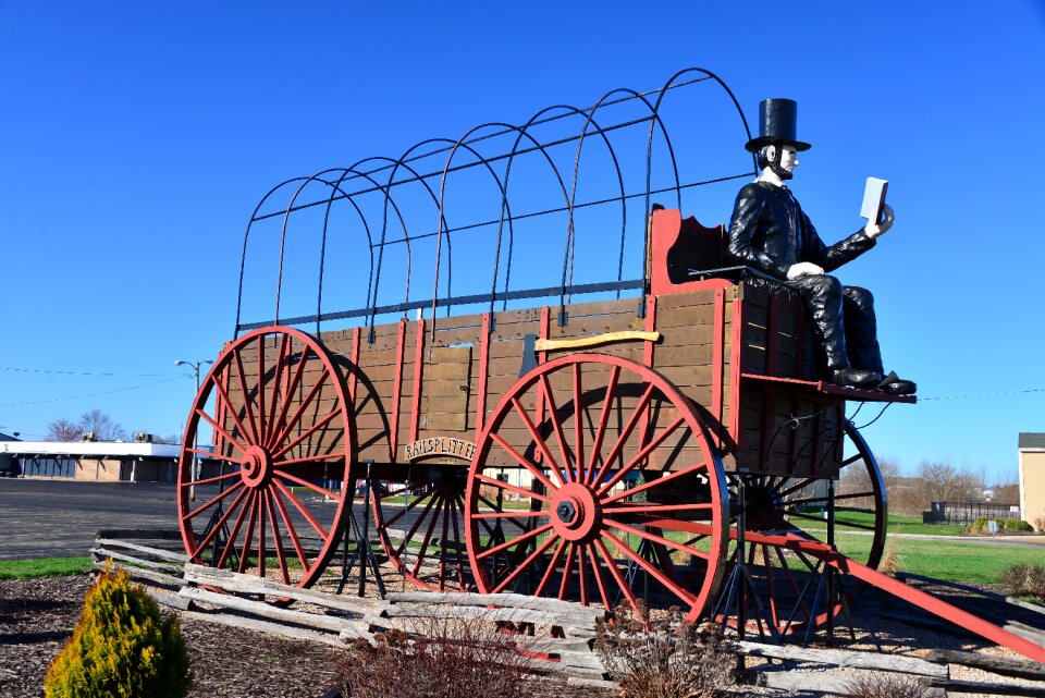 Covered wagon roadside attraction 66 photo