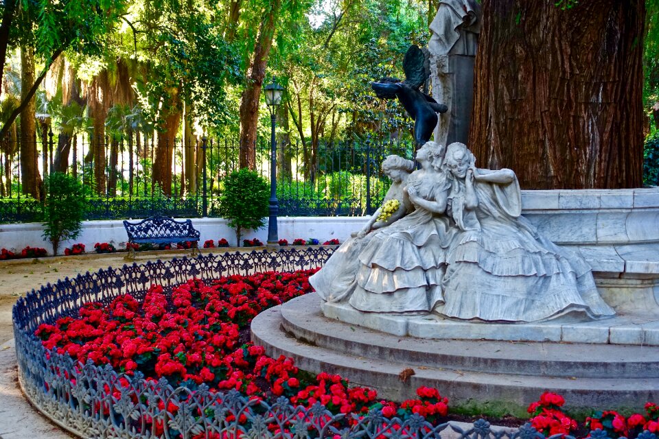 Sculpture decoration garden