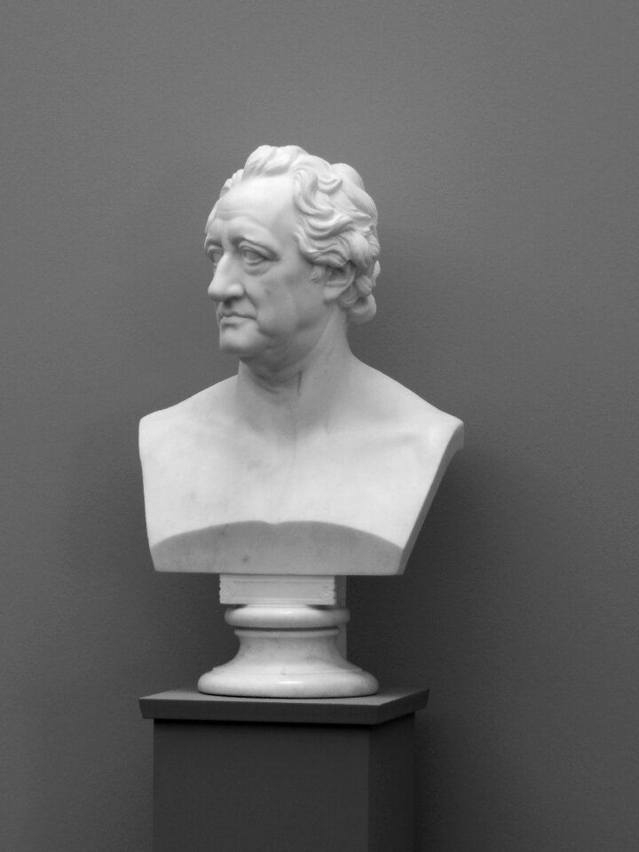 Kunsthalle statue goethe