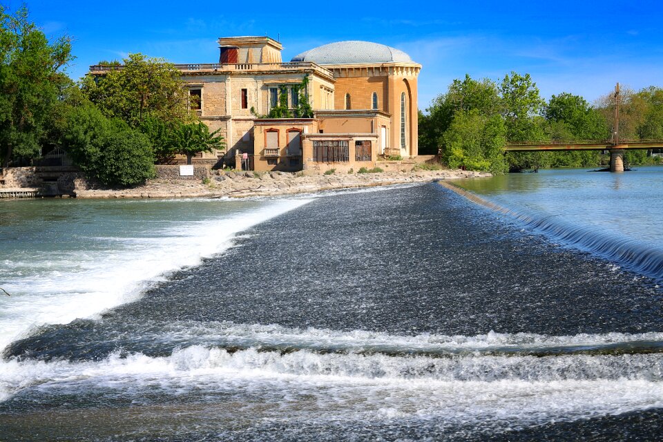 River whirlpool water courses