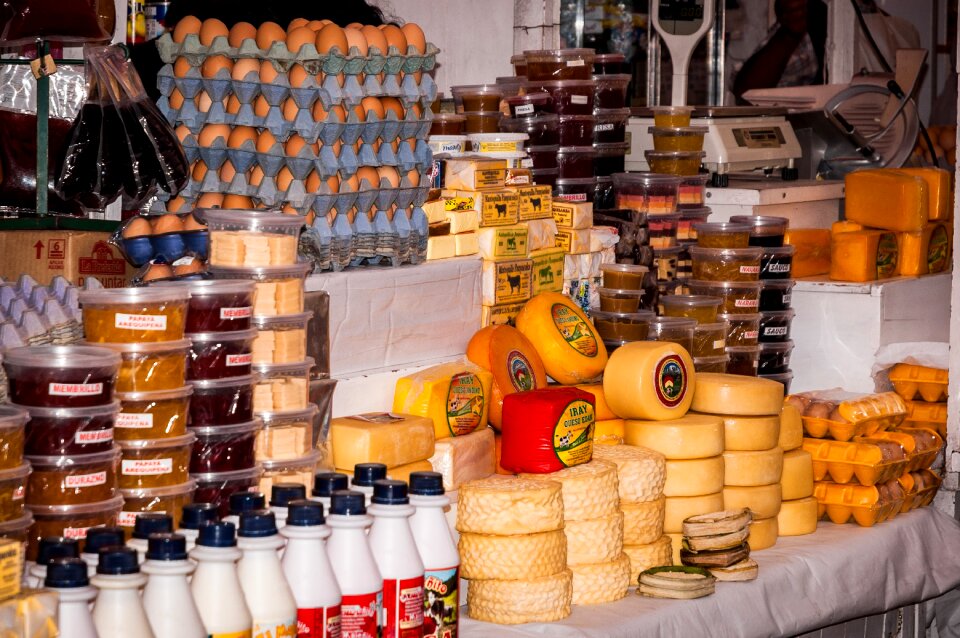 Fresh dairy grocery
