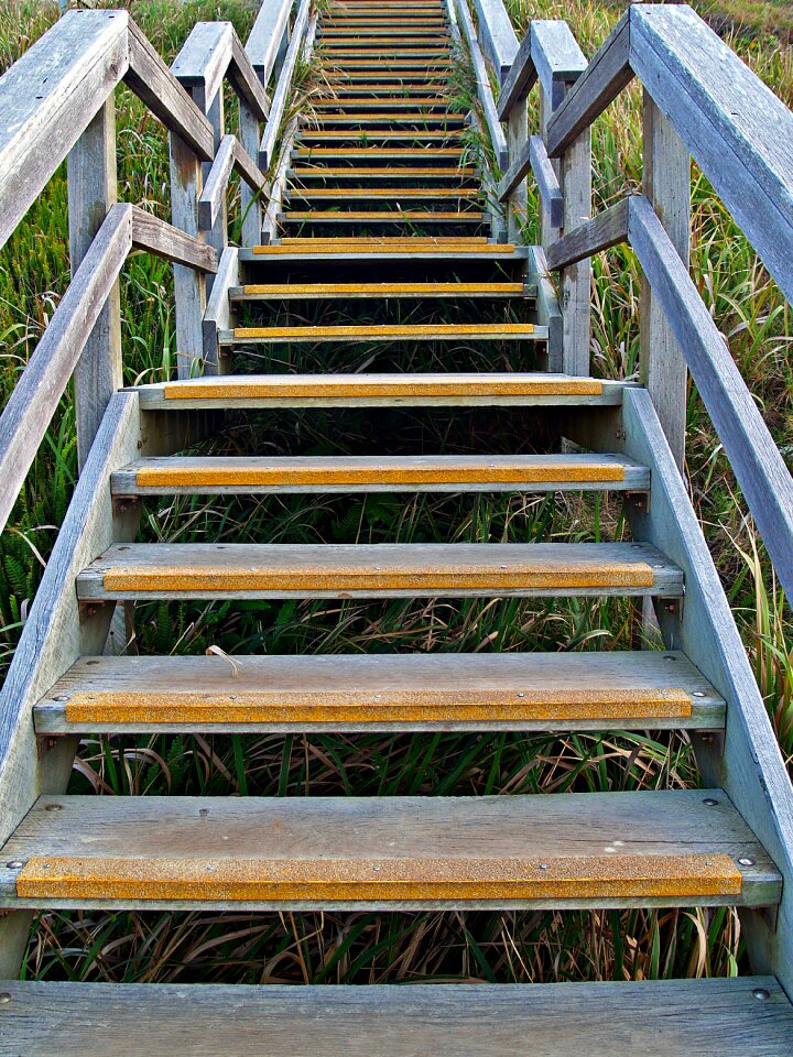 Staircase up treads