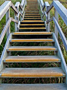 Staircase up treads photo