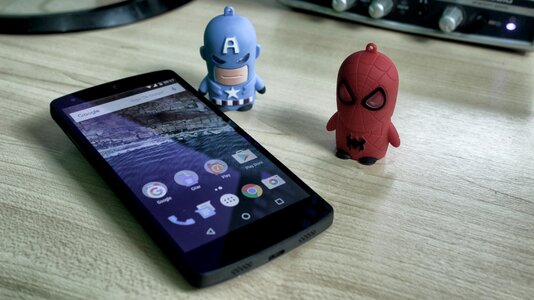Nexus 5 android smartphone