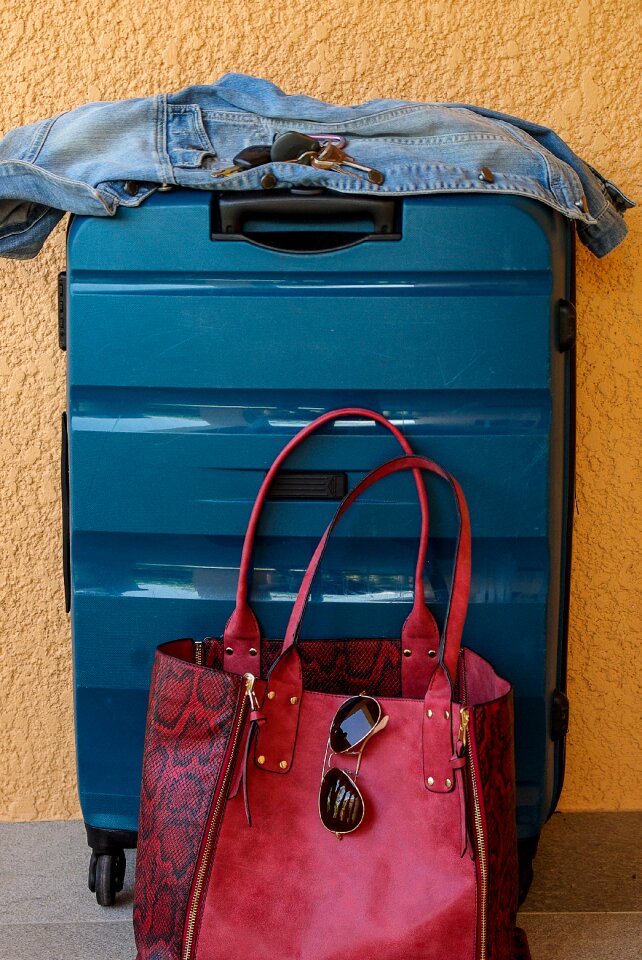 Departure travel bag