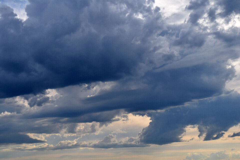Clouds form covered sky the sky