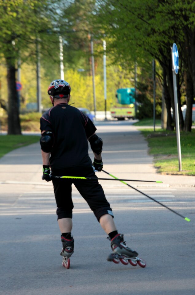 Roller skates man helmet