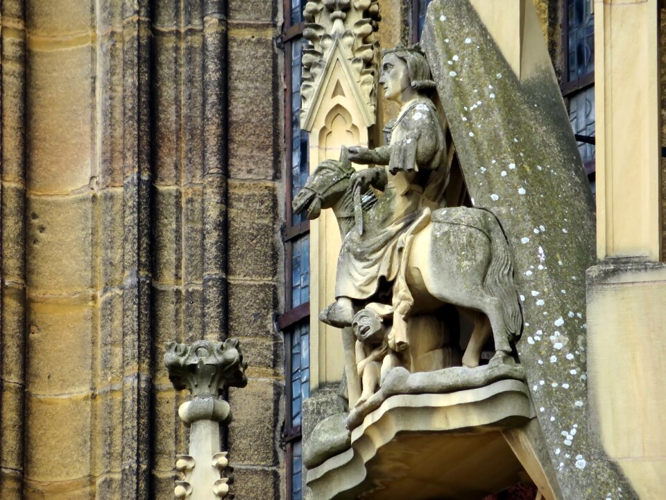 Church martin sculpture